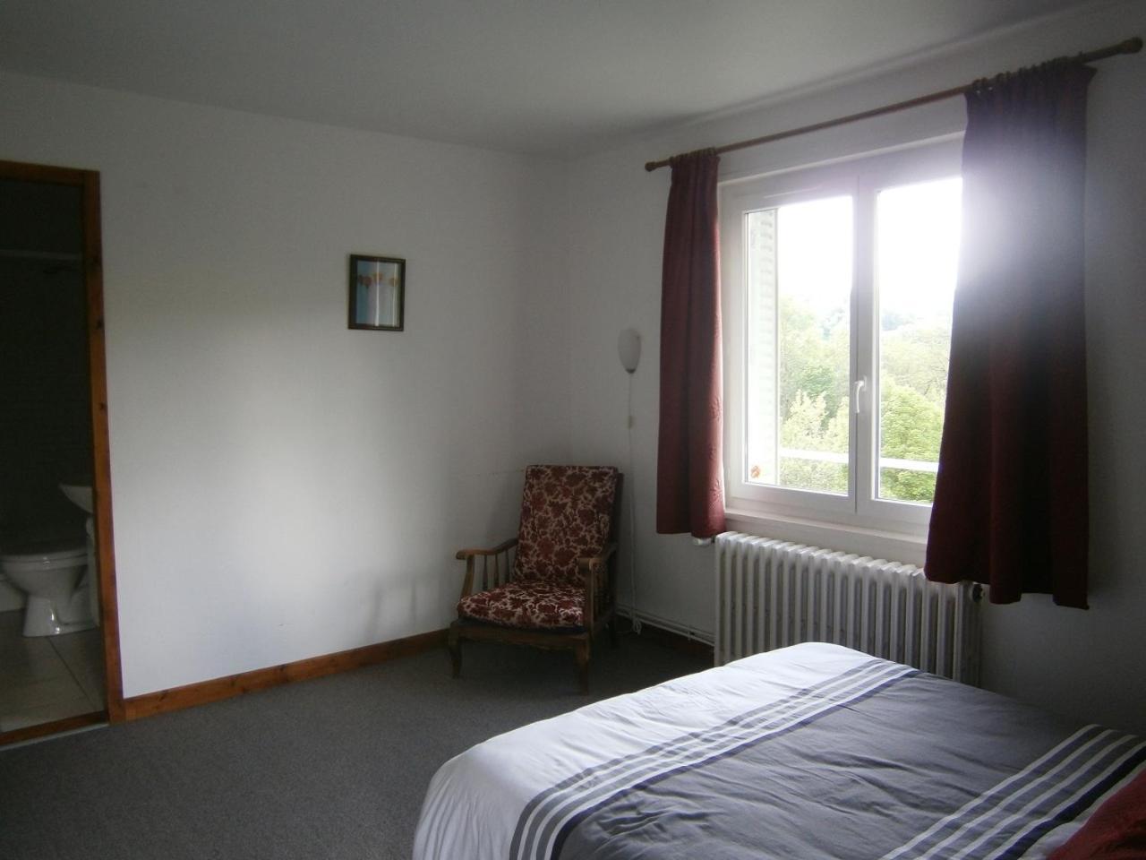 Les Sources Bed & Breakfast Saint-Jacques-des-Blats